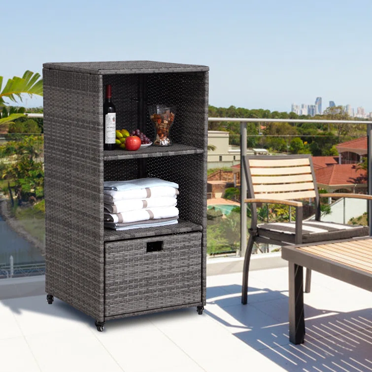 Kinbor 23.6'' W 117 Gallons Wicker Towel Valet with Wheels