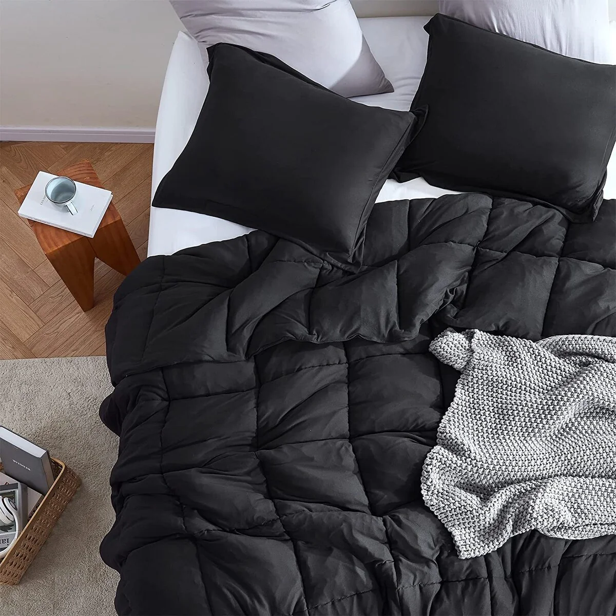 Better Than Butter - Coma Inducer? Oversized Comforter Set - Black