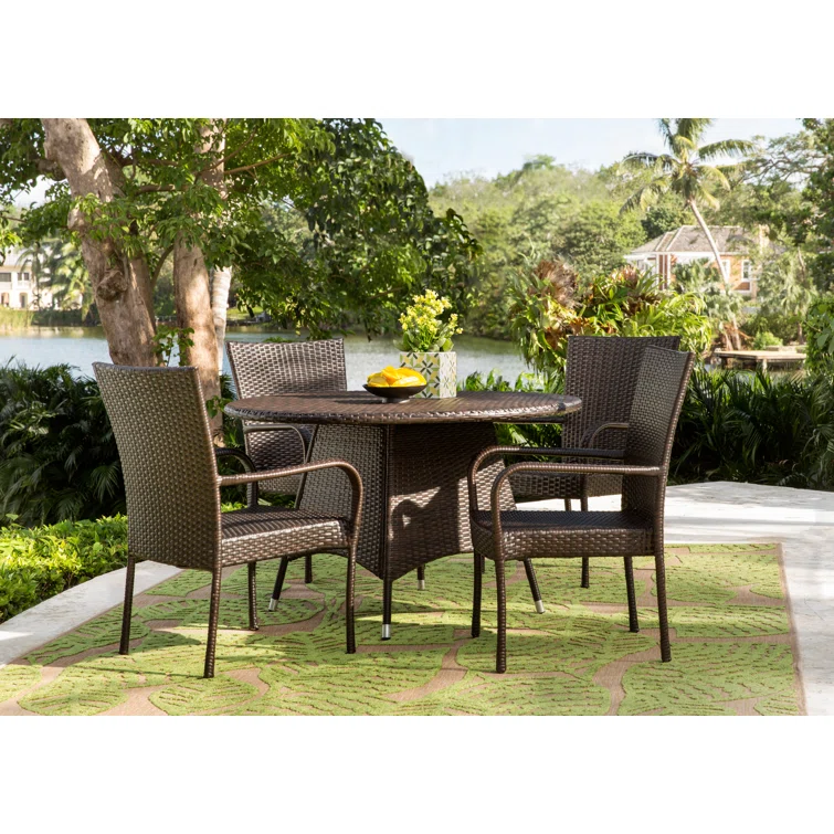 Hampartsum 4 - Person Round Outdoor Dining Set