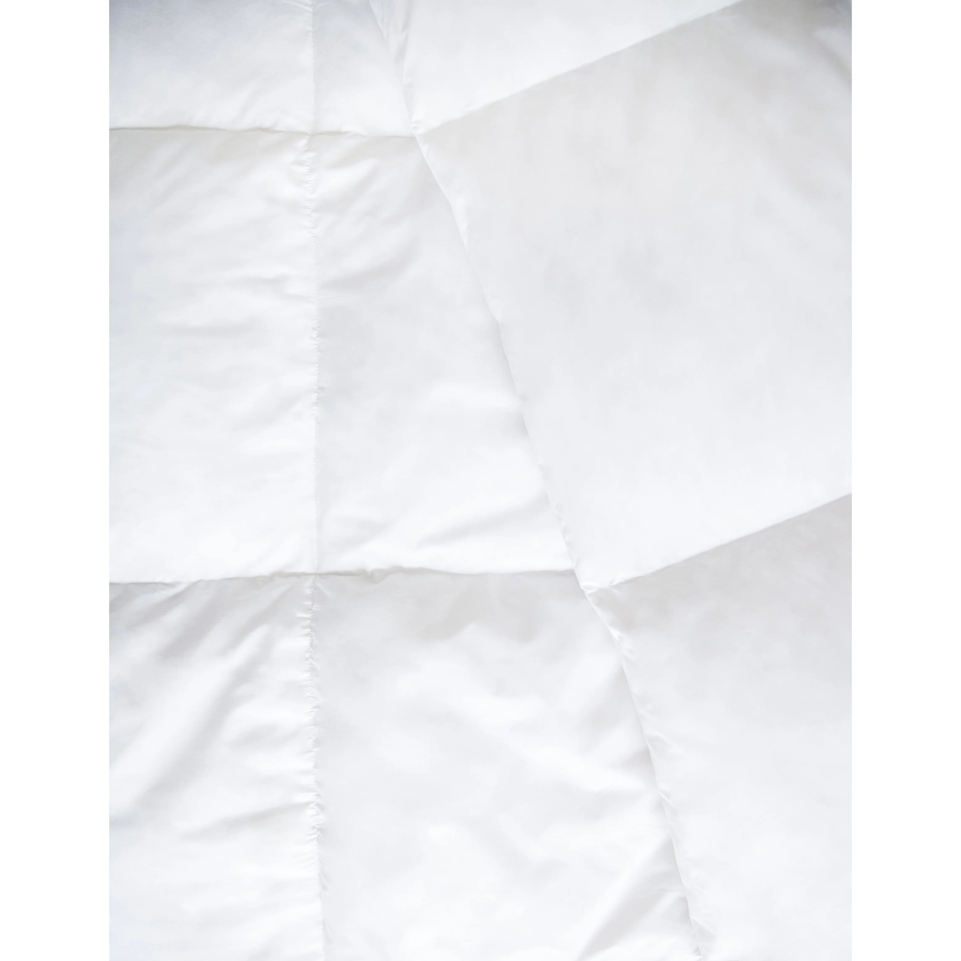 Highland Feather 575 Loft Warm Room Down Duvet/Comforter Super Lightweight, Thin and Breathable 233TC Casing with Corner loops