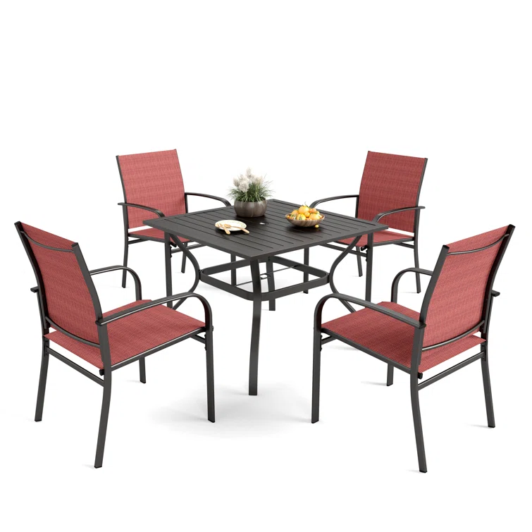 Argyri Square 4 - Person 37