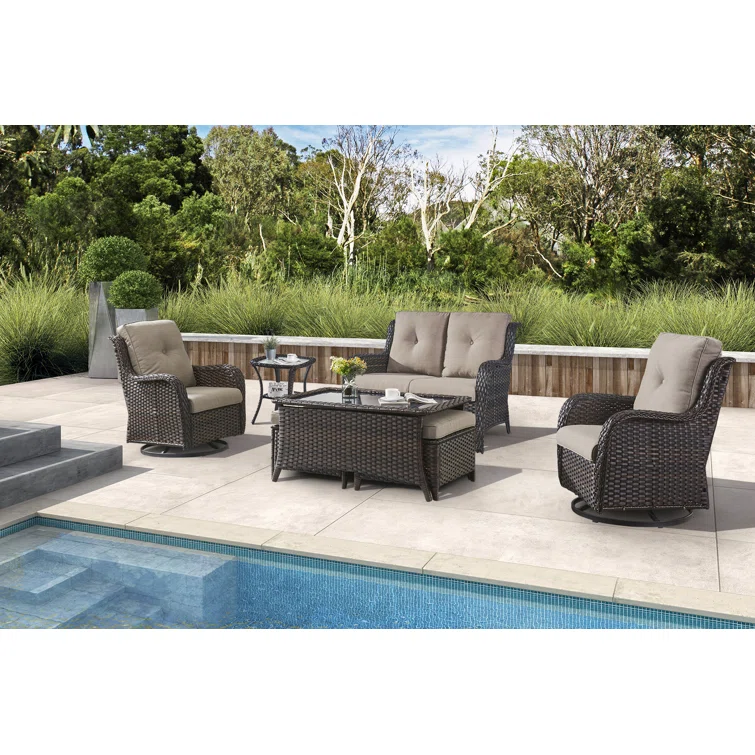 WFSBT 4 - Person Outdoor Seating Group with Cushions