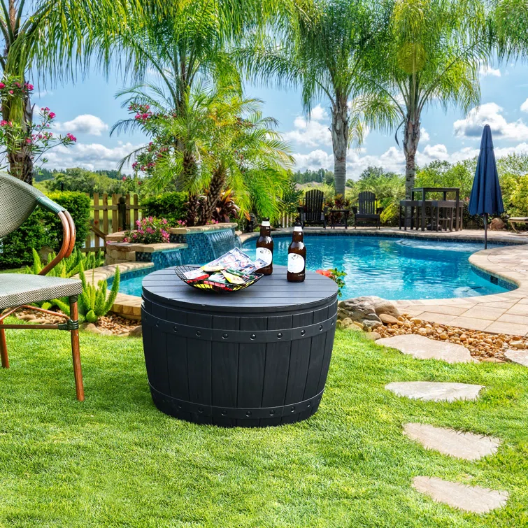 33 Gallon Round Deck Box