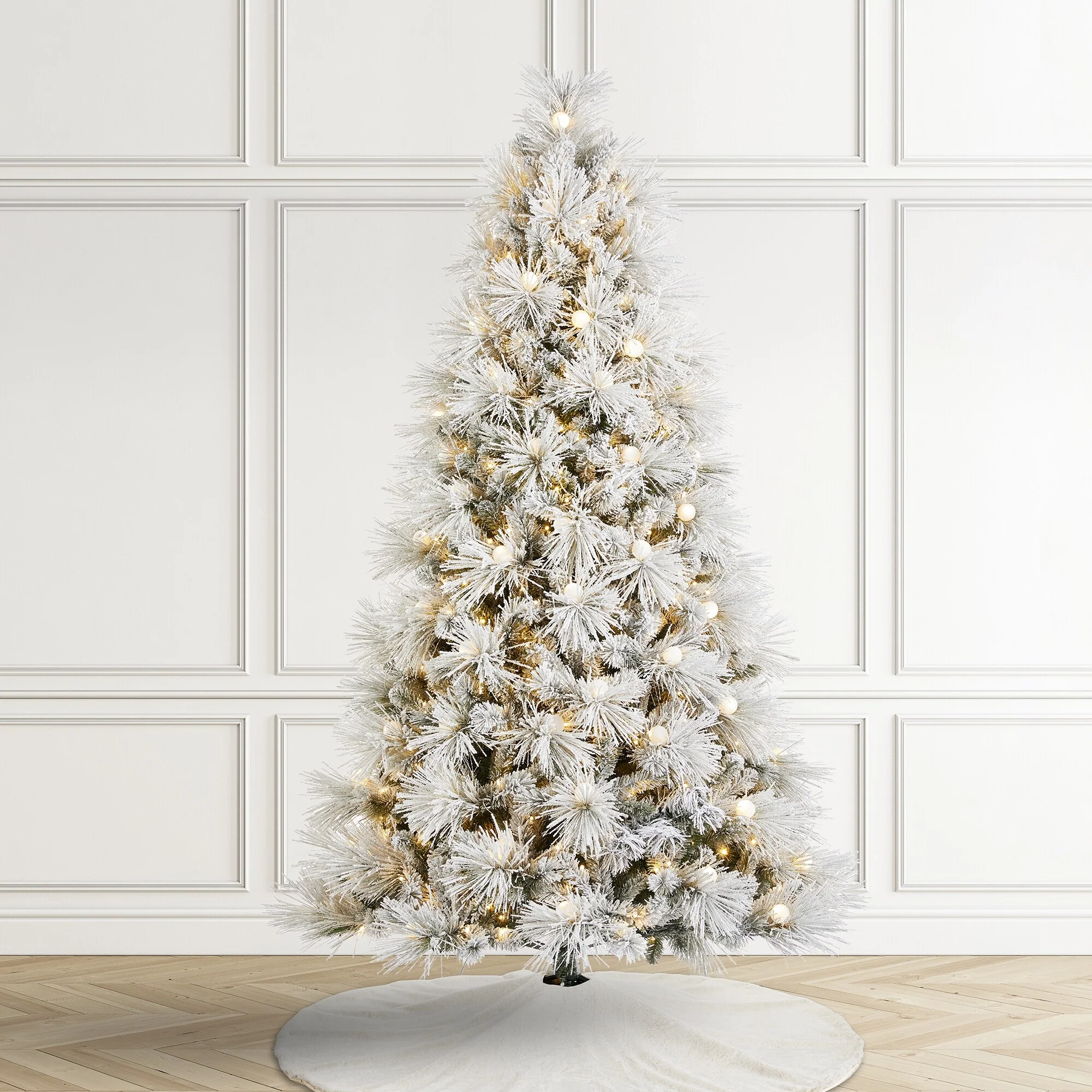 Glitzhome 7.5FT/9FT Pre-Lit Flocked Full Snowy Globe Pine Artificial Christmas Tree with Foot Switch