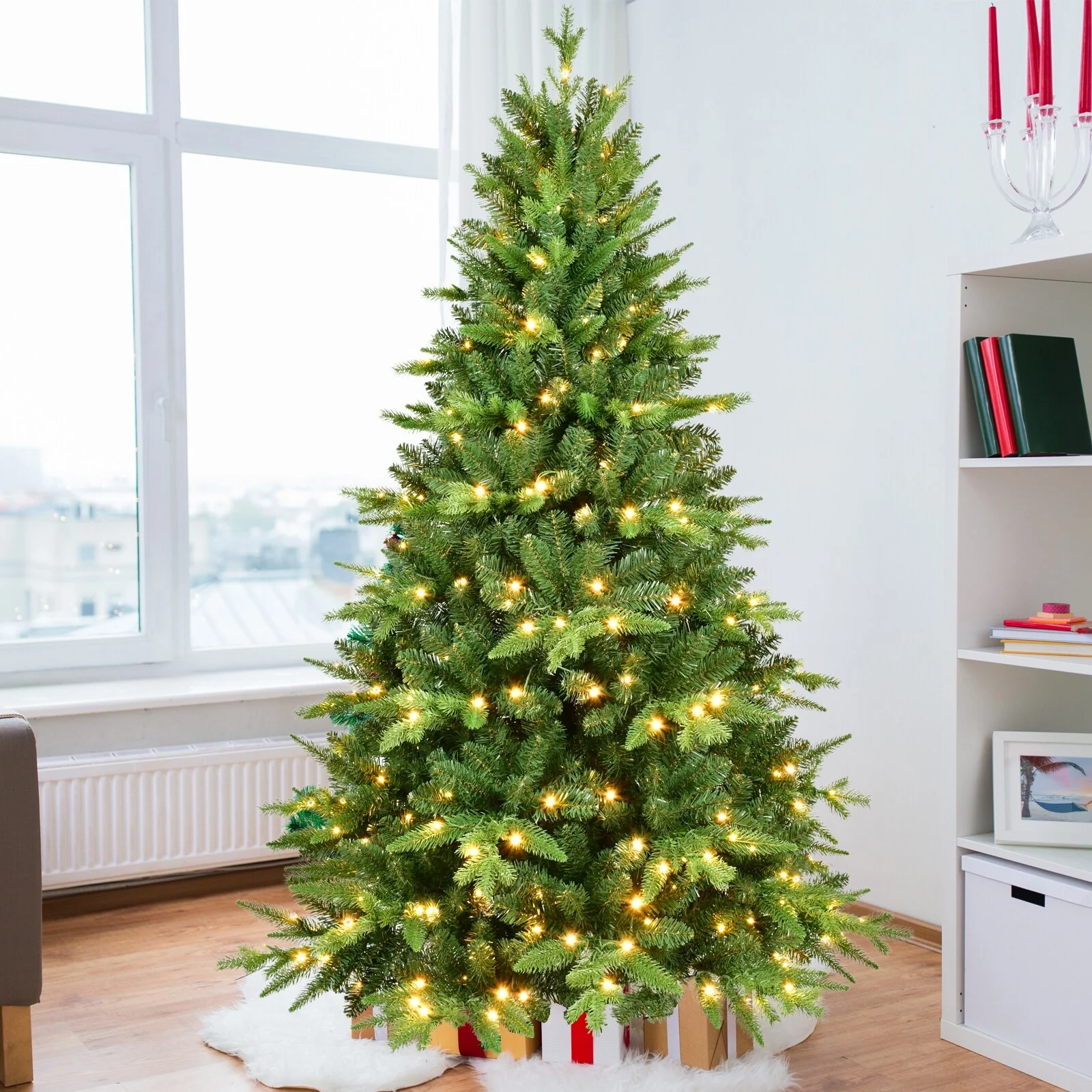 6FT Artificial Christmas Tree with 350 LED Lights, Realistic PE&PVC Tips, Fluffy Branches, Stable Stand