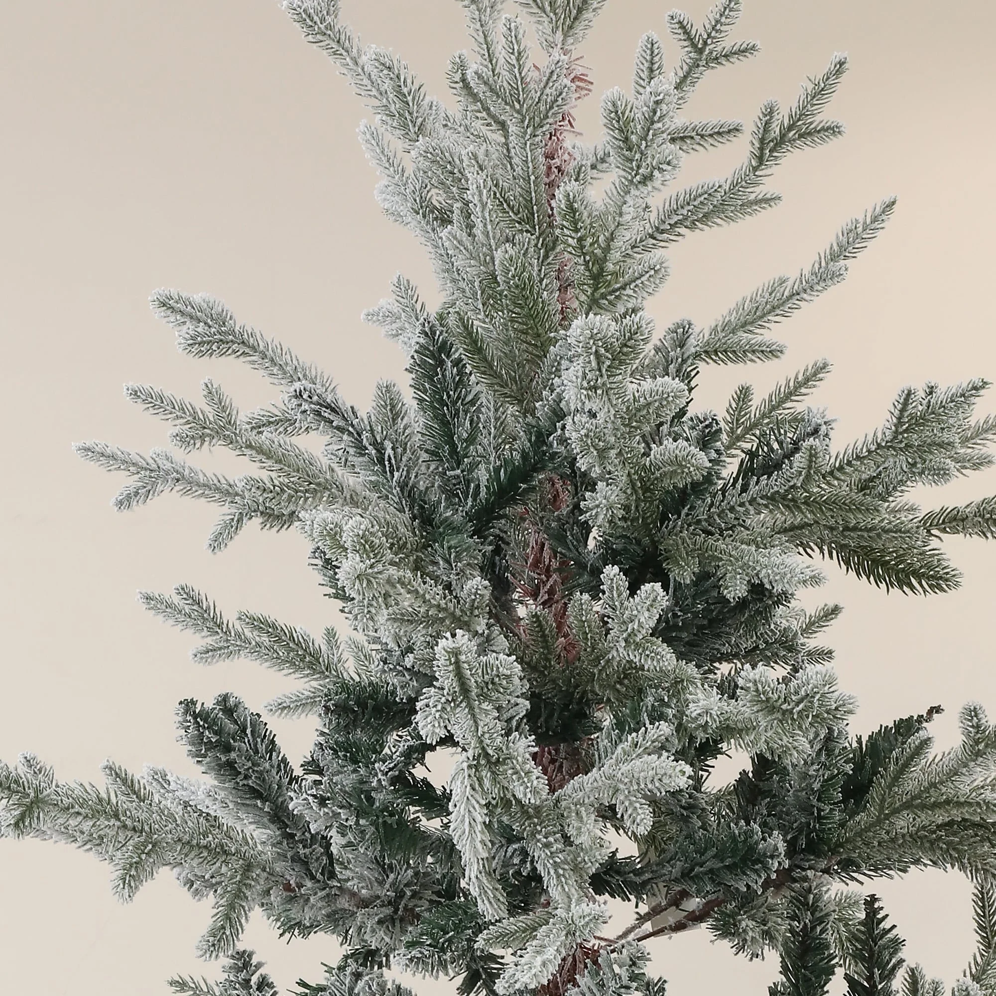 Nordic Pine 7.5ft Snow-Flocked Christmas Tree with 1218 Tips, Steel Stand & Easy Assembly, Perfect for Indoor Holiday Décor