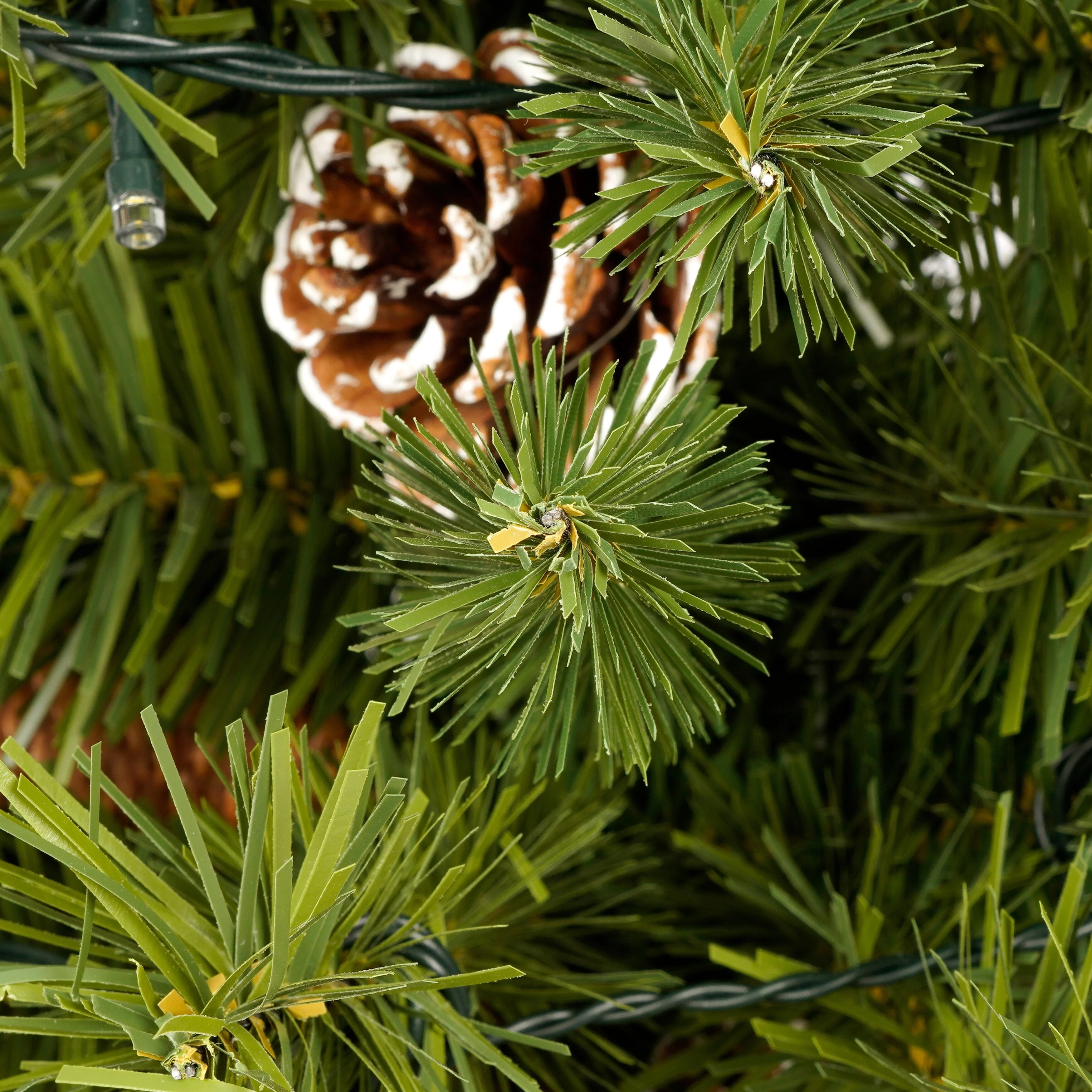 4ft Pre-lit Xmas Tree Set with Wreath, Garland, and Entrance Trees