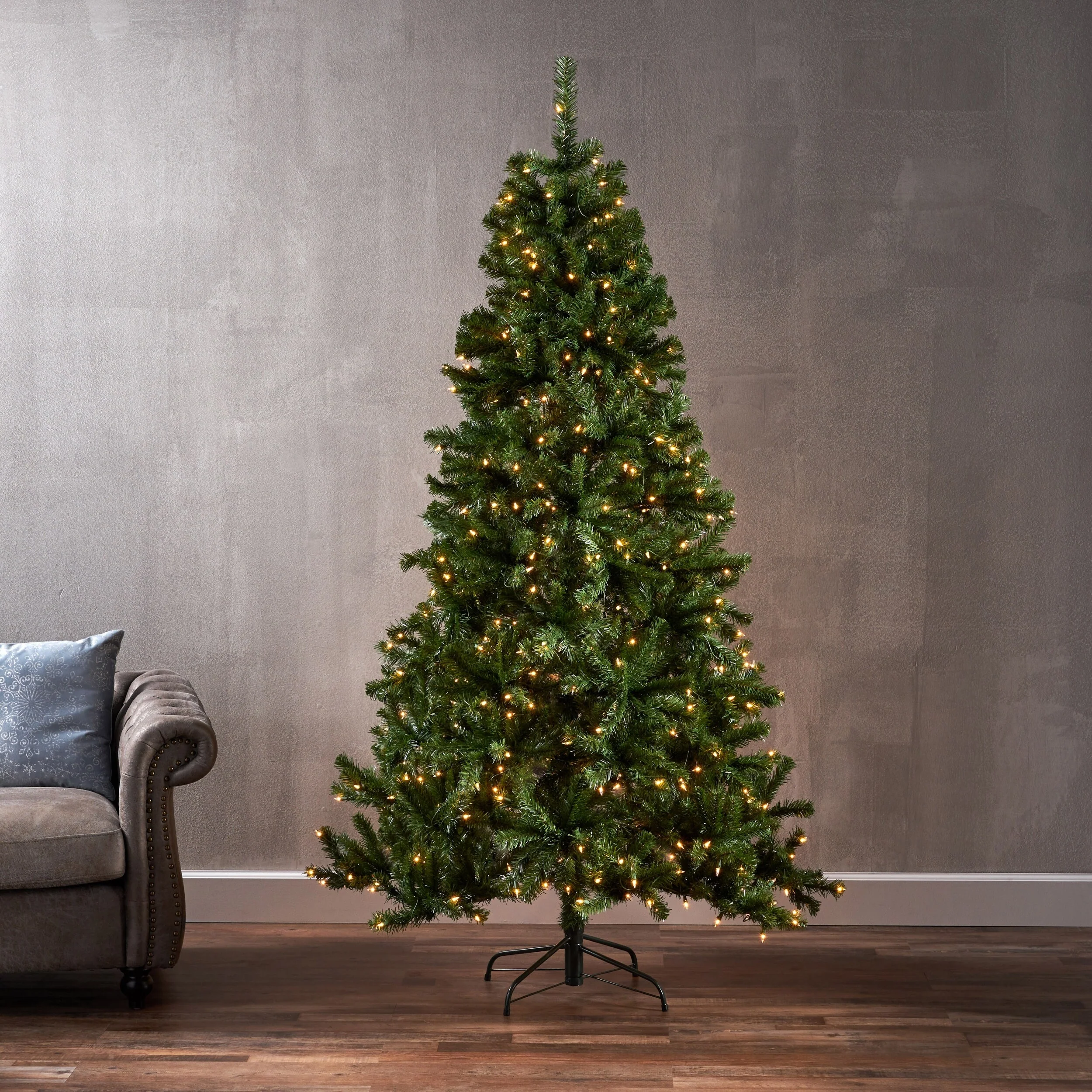 7FT Noble Hinged Christmas Tree with 500 UL-Certified Clear Lights, 1110 Tips, Easy Assembly, and Iron Stand, 48