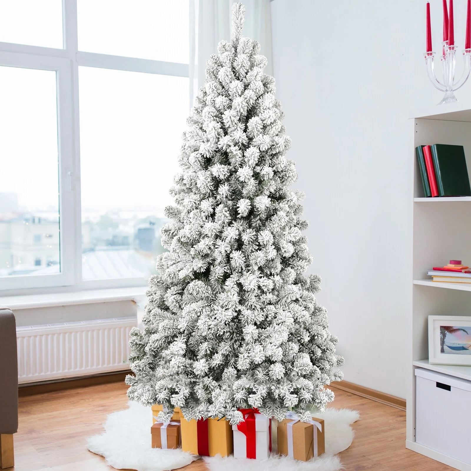 Snow-Flocked Pre-Lit Christmas Tree with Memory Wire Tips and 300-400 Warm Lights, Easy Setup for Indoor Holiday Display