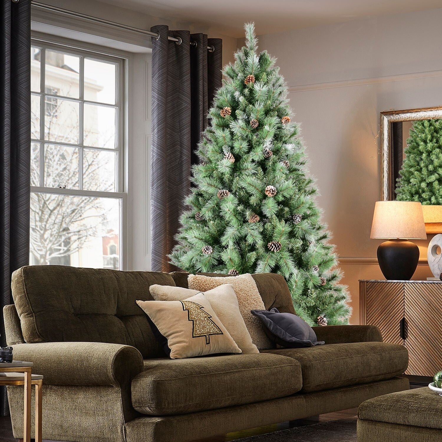 7.5FT Pre-Decorated Frosted Scotch Pine Artificial Christmas Tree, 1,588 Tips, Realistic Design & Easy Setup