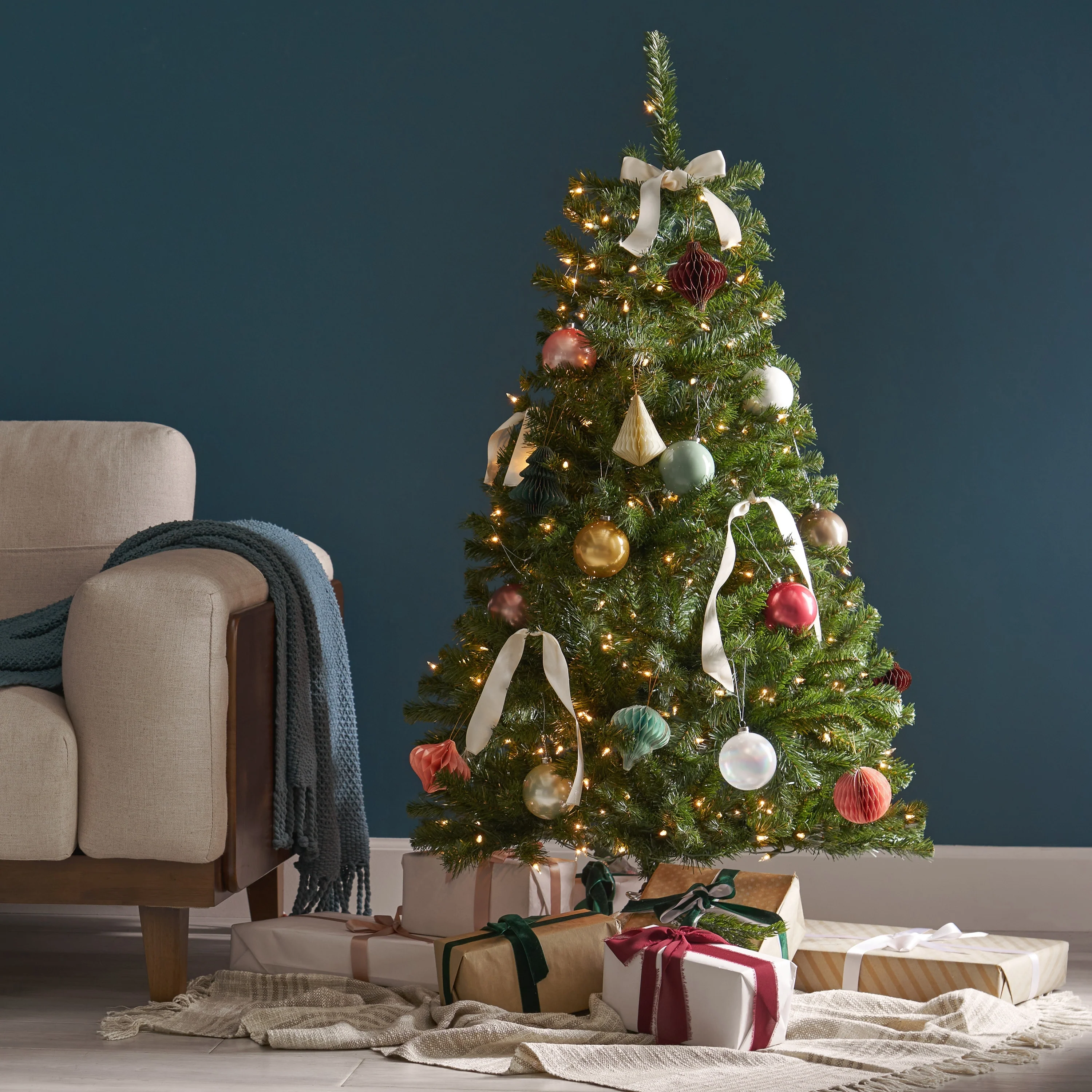 Eco-Friendly 4.5FT Pre-Lit Artificial Christmas Tree with 200 Clear LED Lights, Perfect for Small Spaces