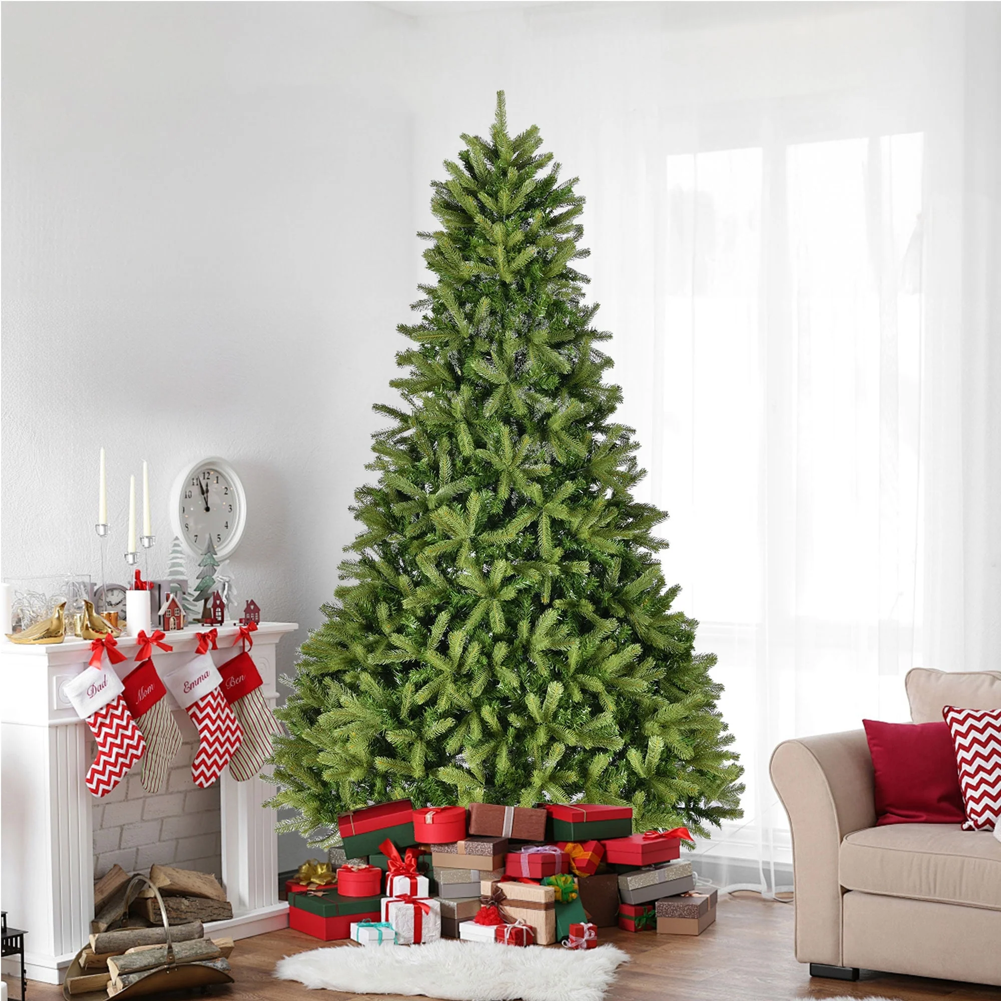 Full 9FT Artificial Christmas Tree with 2576 Branch Tips Easy Setup Foldable Stand Ideal for Indoor and Outdoor Decor