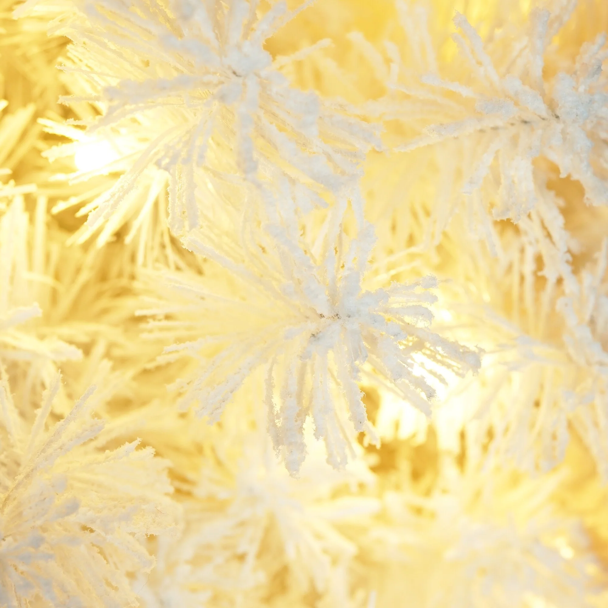 Pre-lit Snowman Christmas Tree, 4ft Artificial Holiday Tree with 100 Warm White LED Lights and 380 Branch Tips for Home