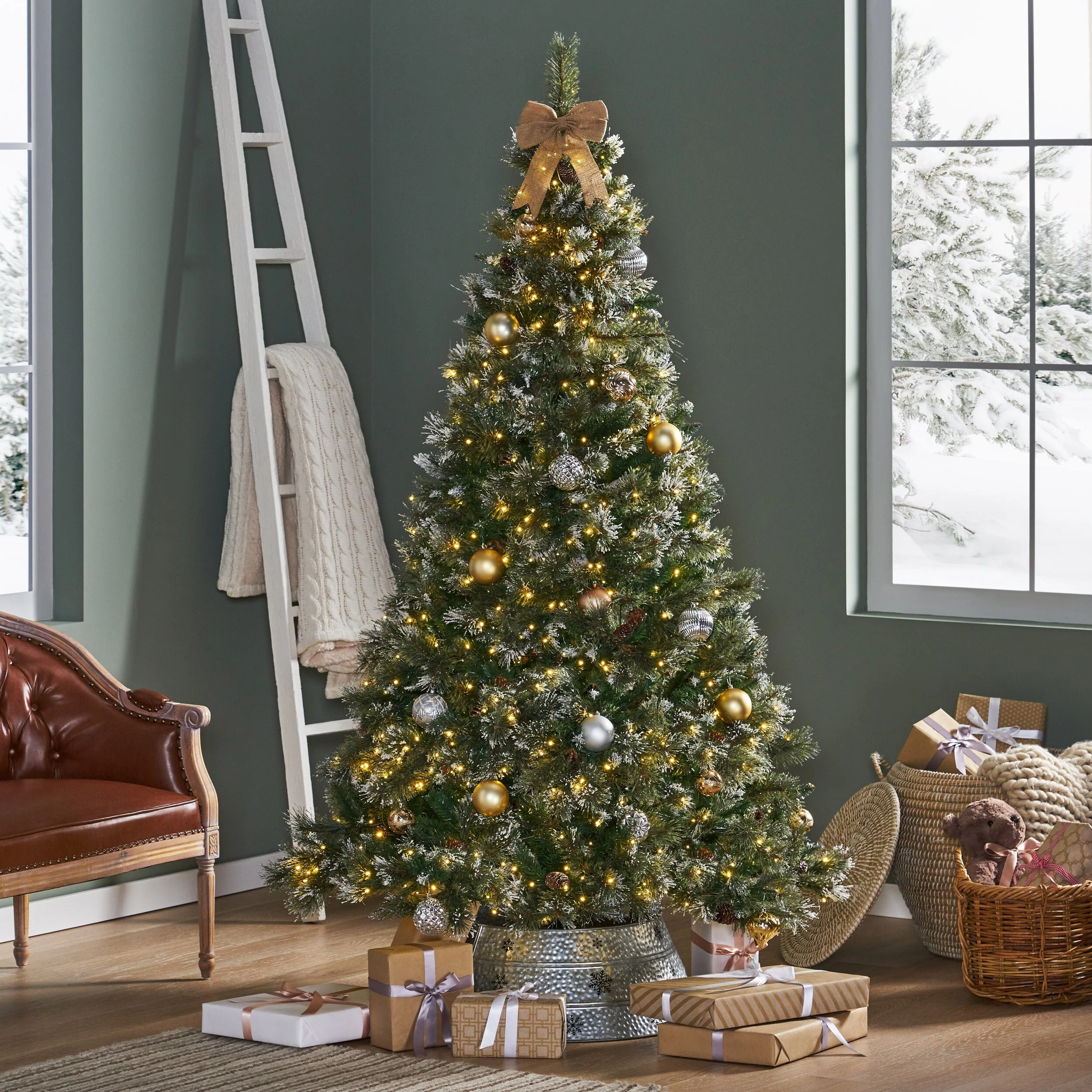 7.5' Bristle Mixed Hinged Christmas Tree with Snow, Pine Cones, and 750 LED Lights